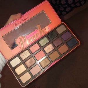 Too Faced Sweet Peach Palette